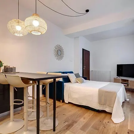 Nazionale Dream - Blu Pavone Apartment Florence